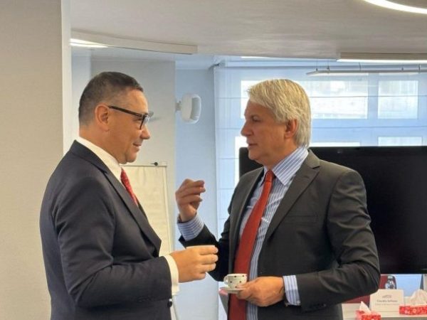 Victor Ponta, candidat independent la președinția României în 2025, susținut de Eugen Teodorovici, vorbesc despre crearea unui cadru legal pentru modificări fiscale predictibile